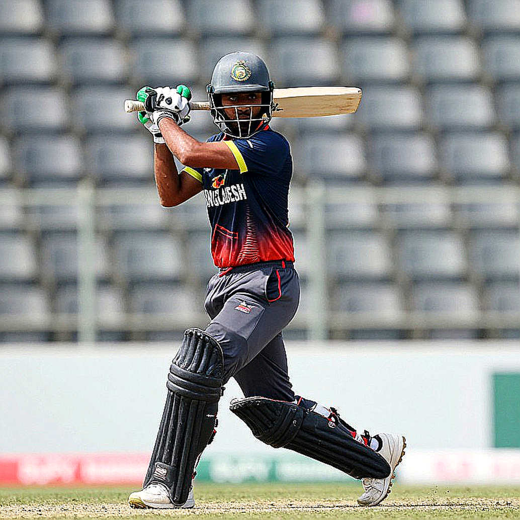 The Crowdless Derby: Hearing the Pressing Trigger at Mirpur in Minute 7:23 The Crowdless Derby: Hearing the Pressing Trigger at Mirpur in Minute 7:23
