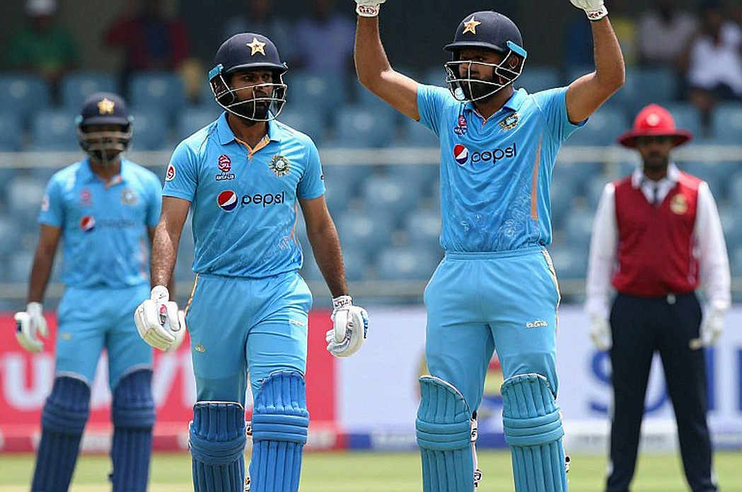 ব্লকচেইন যখন মাঠের বাইরে: ক্রিকেটের ডেটা, টিকিট ও ফ্যান-অধিকারের নতুন অধ্যায়