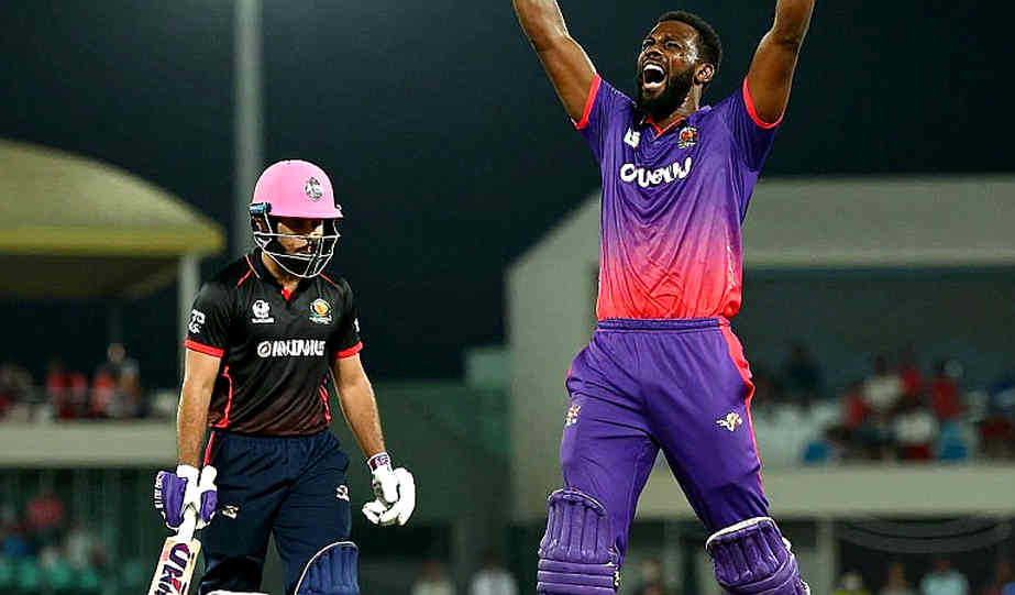 আহমেদাবাদের স্পিন-মন্ত্র: তানময় বালোদার ১৪ উইকেট আর যুব ক্রিকেটের নিরুত্তাপ সত্য