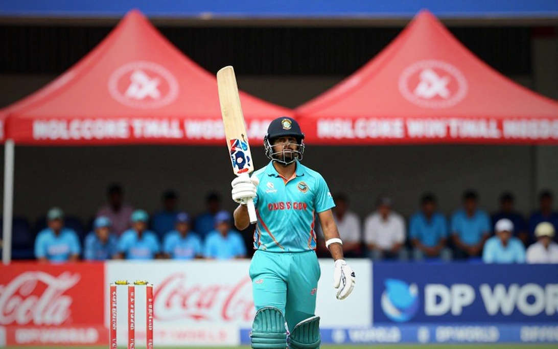 The Real Ledger of Cricket's Franchise Market: From the ₹27-Crore Hammer to Blockchain Assets The Real Ledger of Cricket's Franchise Market: From the ₹27-Crore Hammer to Blockchain Assets