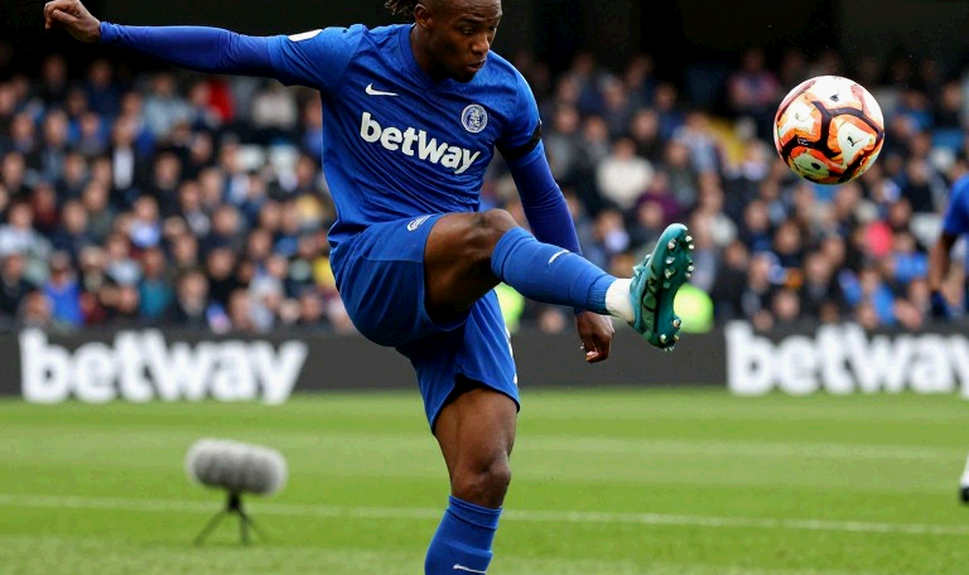 The Empty Page Pitch: Blockchain and the Verification of Football Data The Empty Page Pitch: Blockchain and the Verification of Football Data