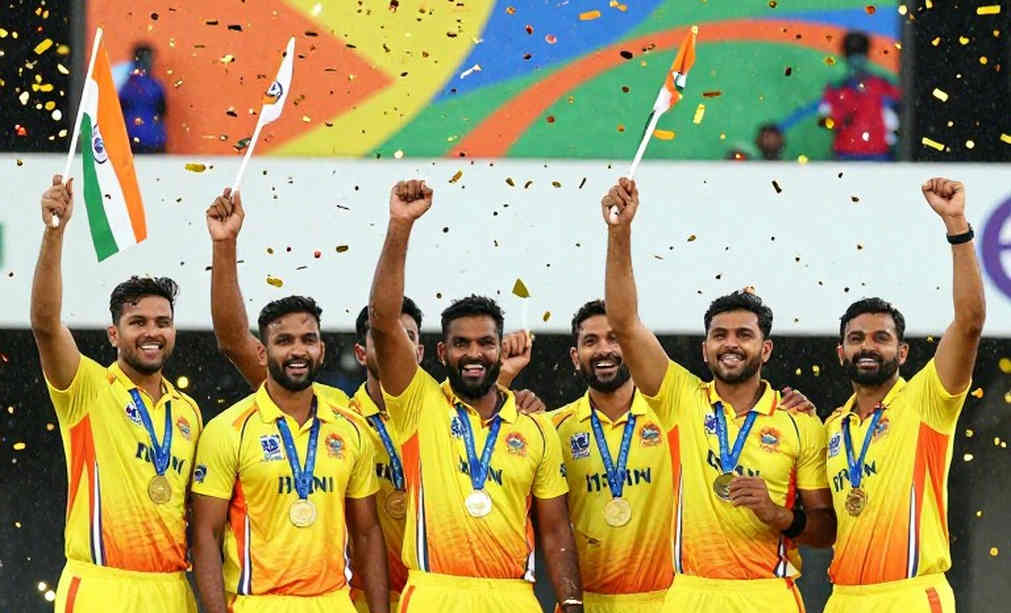 নিলামের পরের নীরবতা: বিপিএল, এক তরুণ পেসার আর ফ্র্যাঞ্চাইজি ক্রিকেটের হিসাবি আলো